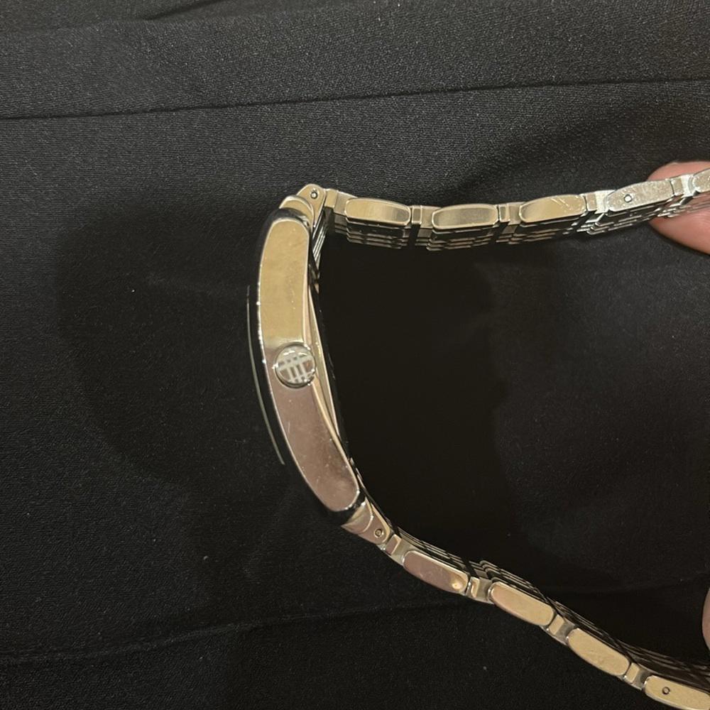 Men Burberry Watch​ - Picture 4 of 6